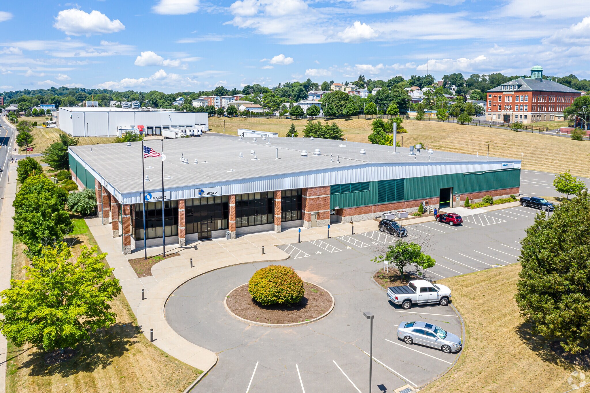 255 Myrtle St, New Britain, CT à louer Photo principale– Image 1 sur 5