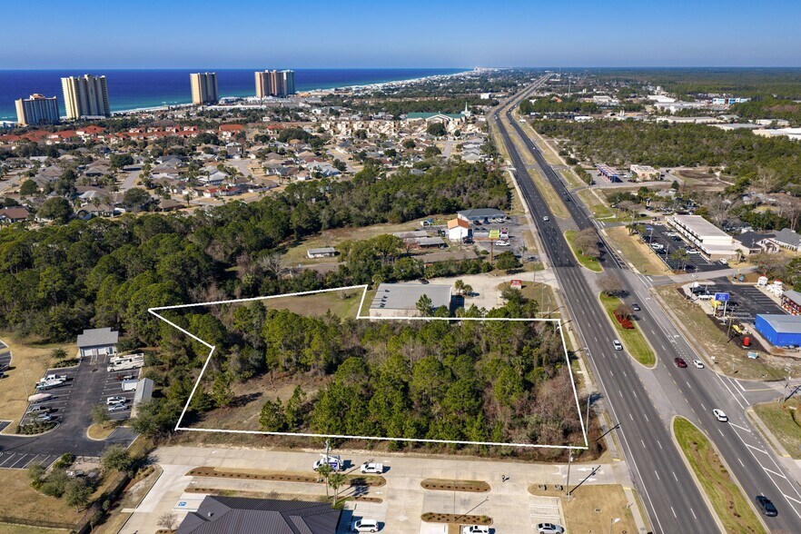17257 Panama City Beach Pky, Panama City Beach, FL à vendre - Photo de l’immeuble – Image 2 sur 3