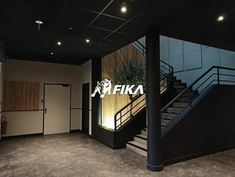 Bureau dans Toulouse à louer - Hall d’entrée – Image 3 sur 5