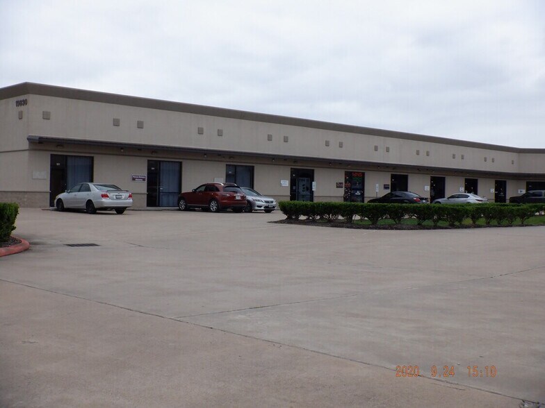 19830 FM 1093, Richmond, TX à louer - Photo de l’immeuble – Image 1 sur 10