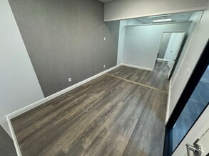 2121 S Hiawasee Rd, Orlando, FL à louer Photo intérieure– Image 1 sur 10