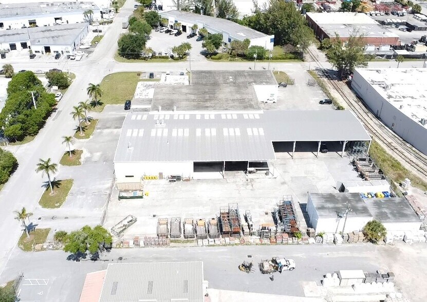 1649 Avenue L, Riviera Beach, FL à vendre - Aérien – Image 2 sur 10