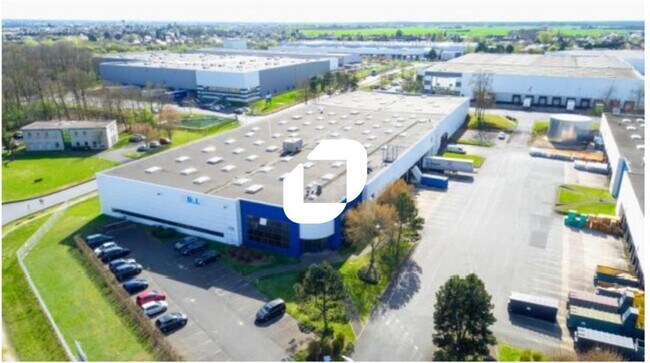 Plus de détails pour Industriel/Logistique à louer