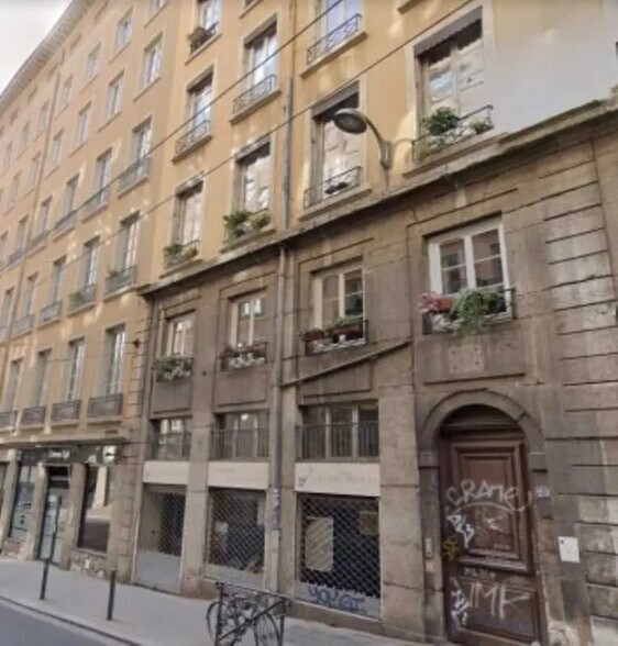 Bureau dans Lyon à vendre - Photo de l’immeuble – Image 2 sur 4