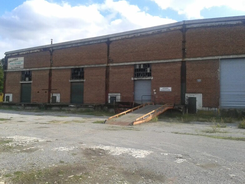 Industriel/Logistique dans Aniche à vendre - Photo de l’immeuble – Image 3 sur 5