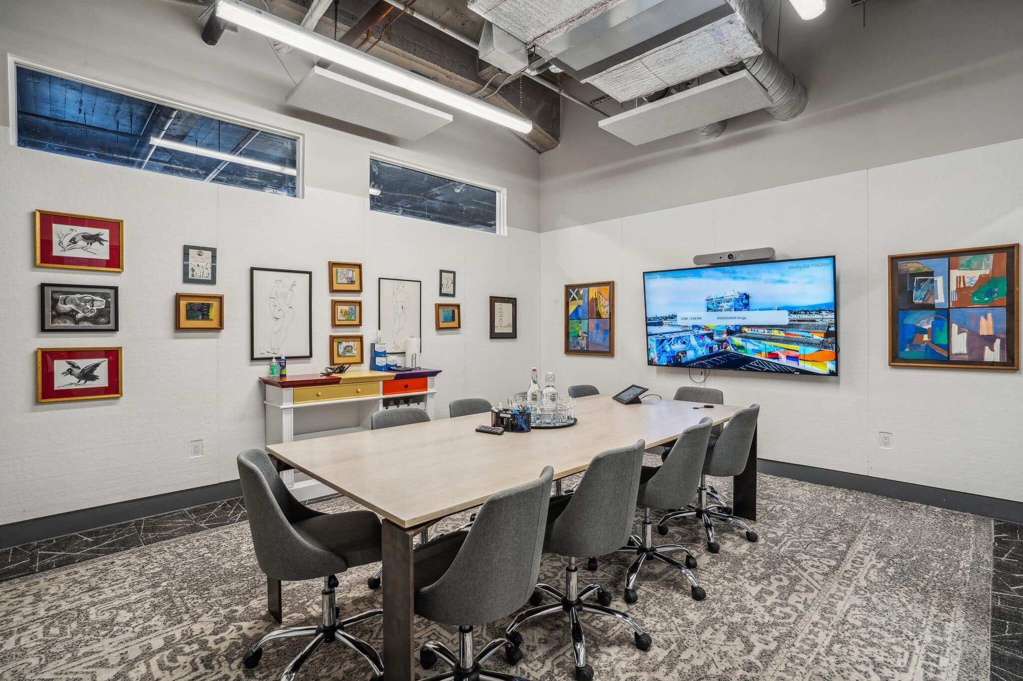 2744 E 11th St, Oakland, CA à louer Photo intérieure– Image 1 sur 6