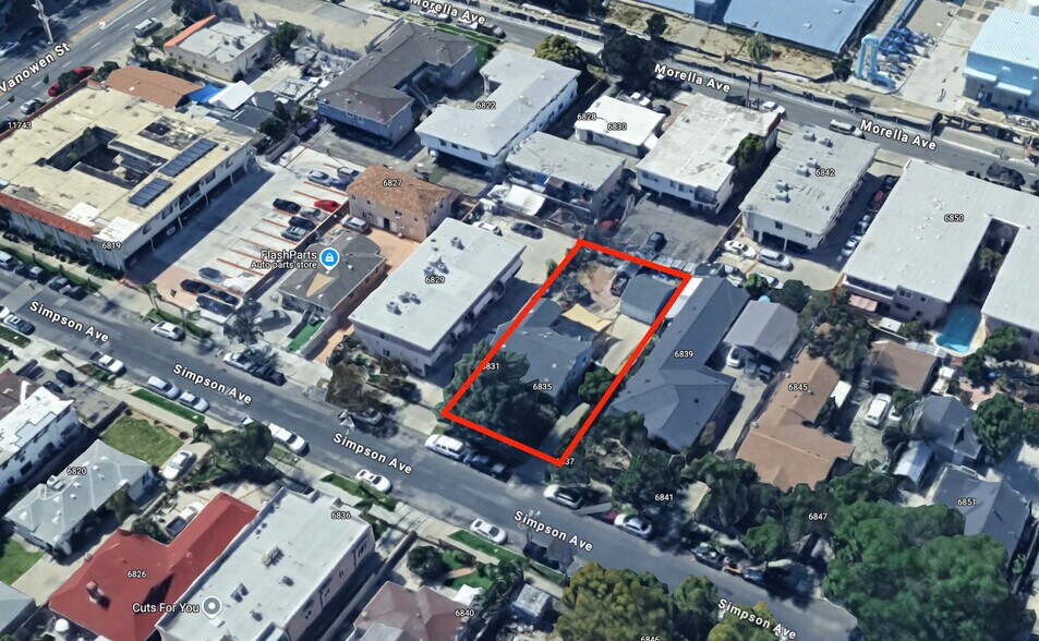 6833 Simpson Ave, North Hollywood, CA à vendre - Photo de l’immeuble – Image 3 sur 28