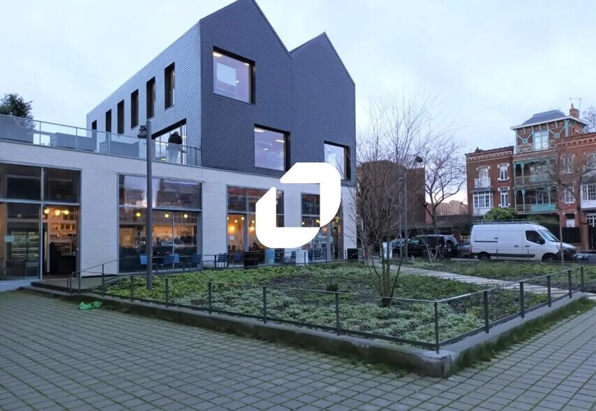 Local commercial dans Lille à louer - Photo de l’immeuble – Image 3 sur 4