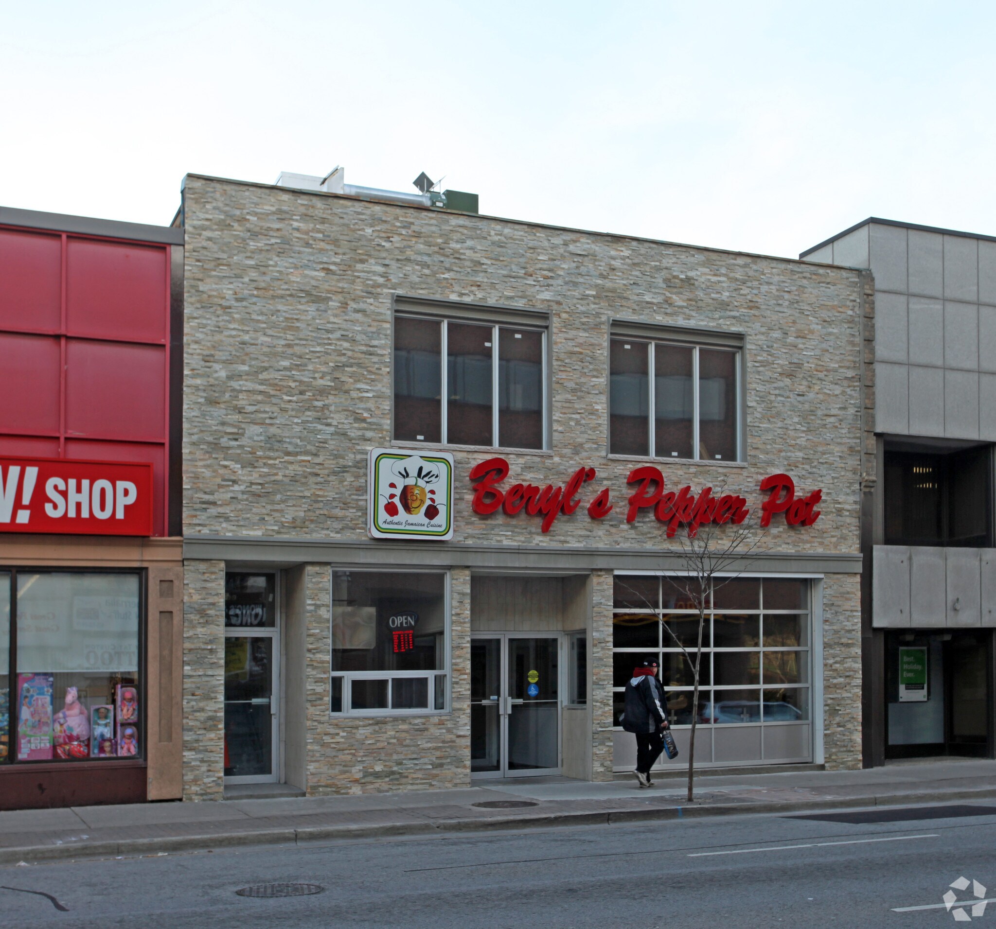 14 King St W, Oshawa, ON à vendre Photo principale– Image 1 sur 3