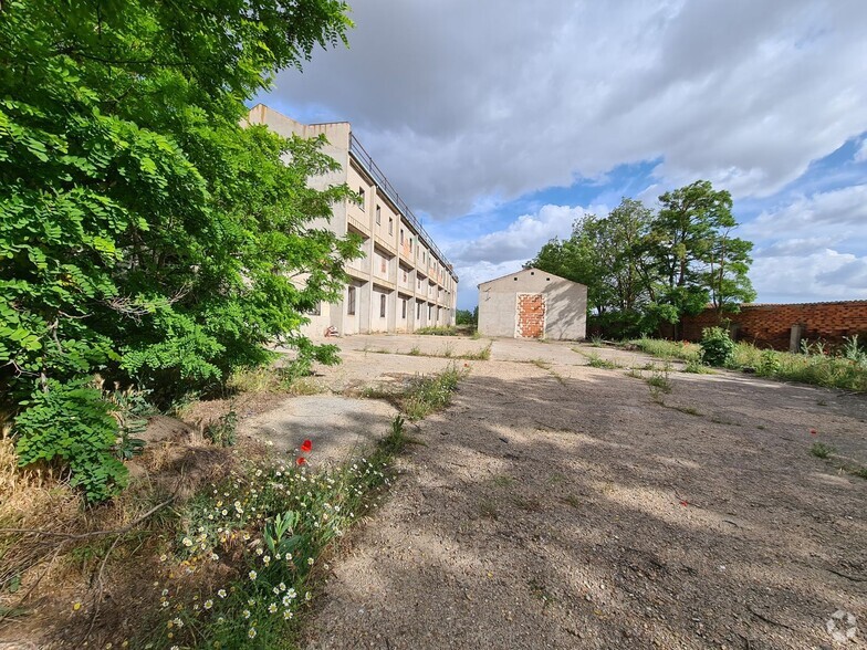 Industriel/Logistique dans Cantimpalos, Segovia à vendre - Photo de l’immeuble – Image 2 sur 23