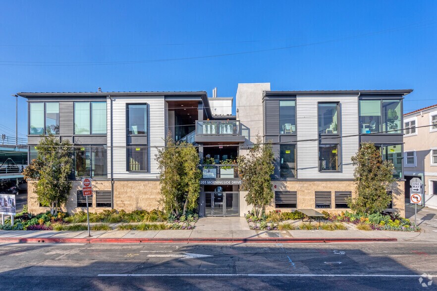 1201 Morningside Dr, Manhattan Beach, CA à louer - Photo de l’immeuble – Image 2 sur 8