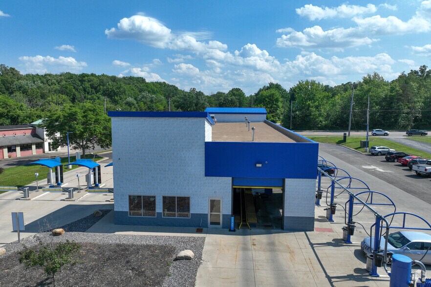 4573 Kent Rd, Kent, OH à vendre - Photo de l’immeuble – Image 2 sur 5