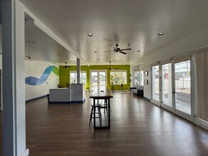 707 Kinoole St, Hilo, HI à louer Photo de l’immeuble– Image 2 sur 4