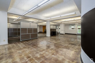 330 S Greene St, Greensboro, NC à vendre Photo intérieure– Image 2 sur 13