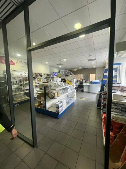 Industriel/Logistique dans Toulouse à louer - Photo de l’immeuble – Image 3 sur 4