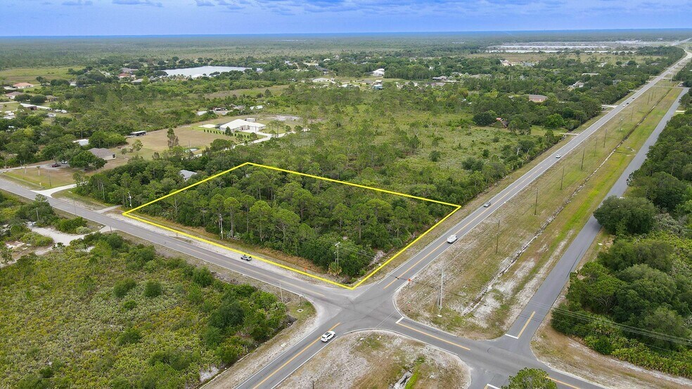 8701 Babcock SE st, Palm Bay, FL à vendre - Photo de l’immeuble – Image 2 sur 18