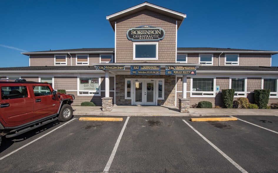 538 N 5th Ave, Sequim, WA à vendre - Photo de l’immeuble – Image 3 sur 10