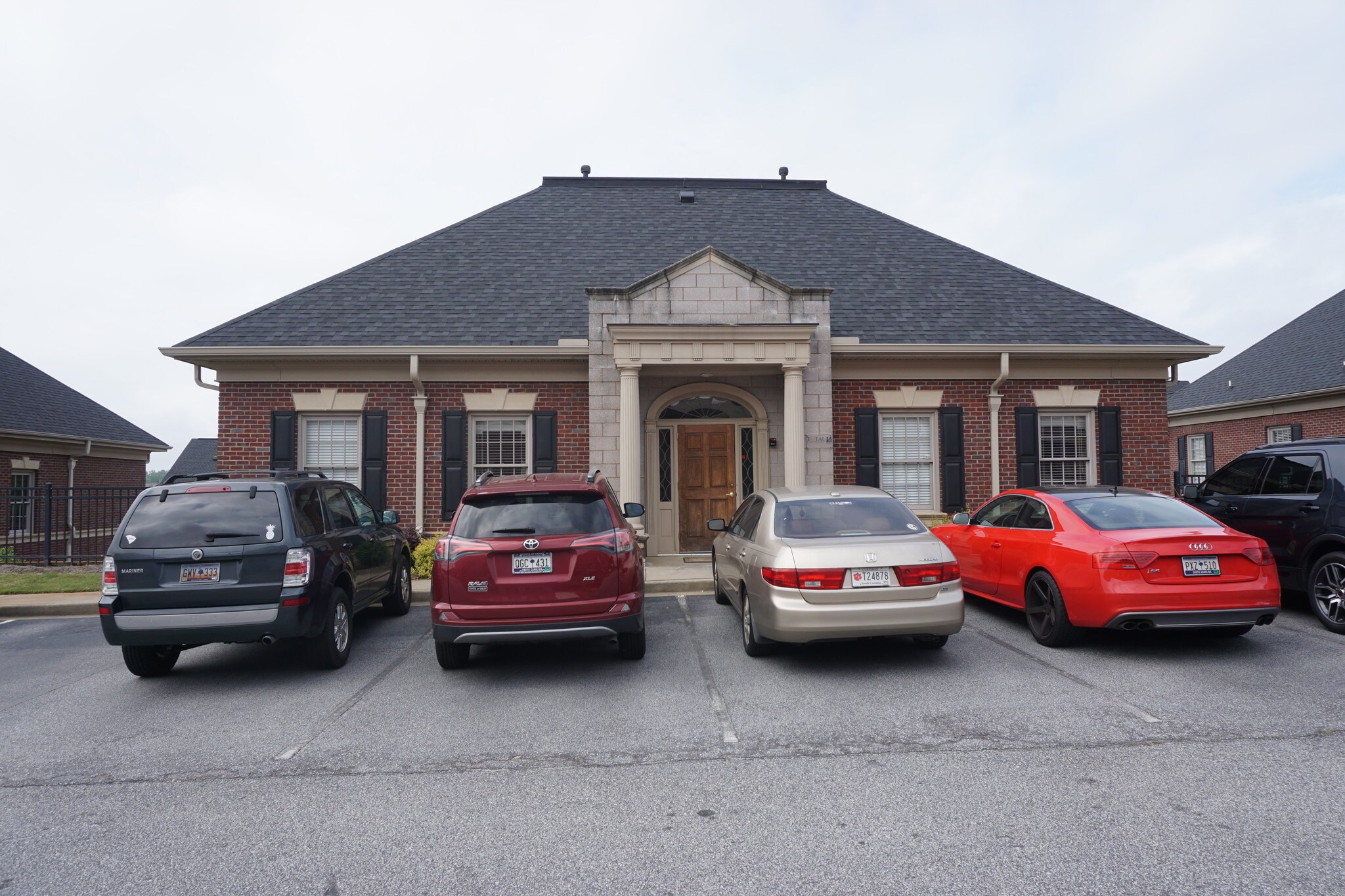 420 The Parkway, Greer, SC à louer Photo principale– Image 1 sur 27