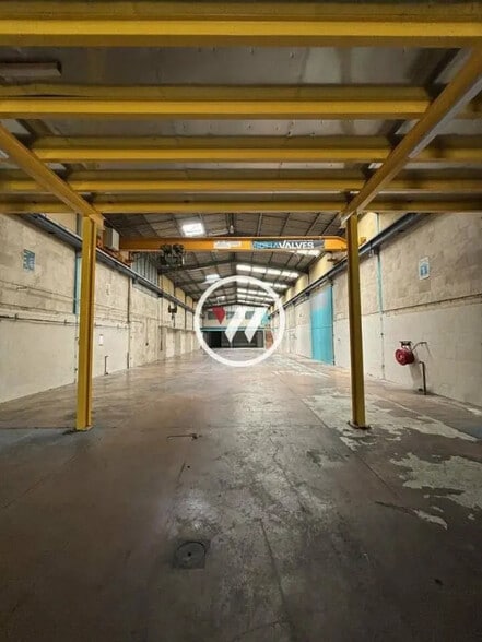 Local d’activités dans Vitrolles à louer - Photo intérieure – Image 3 sur 5