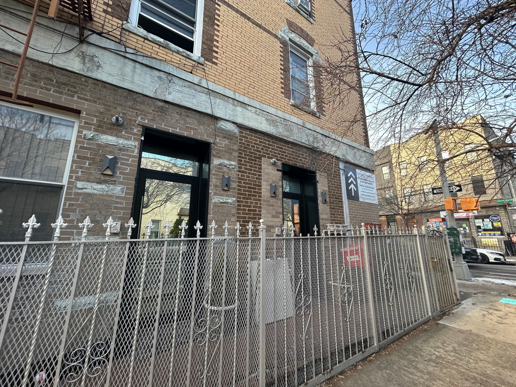 590 Onderdonk Ave, Ridgewood, NY à louer Photo intérieure– Image 1 sur 11