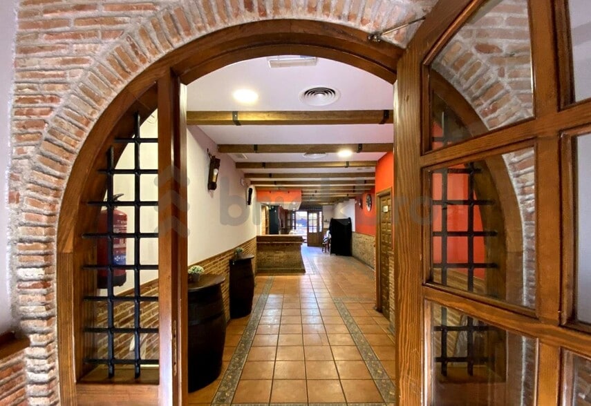 View Photo
