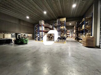 Plus de détails pour Bureau, Local d'activités à louer