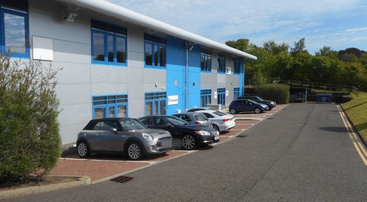 Discovery Ter, Currie à louer - Photo de l’immeuble – Image 3 sur 3