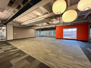 1360 Peachtree St NE, Atlanta, GA à louer Photo intérieure– Image 1 sur 5