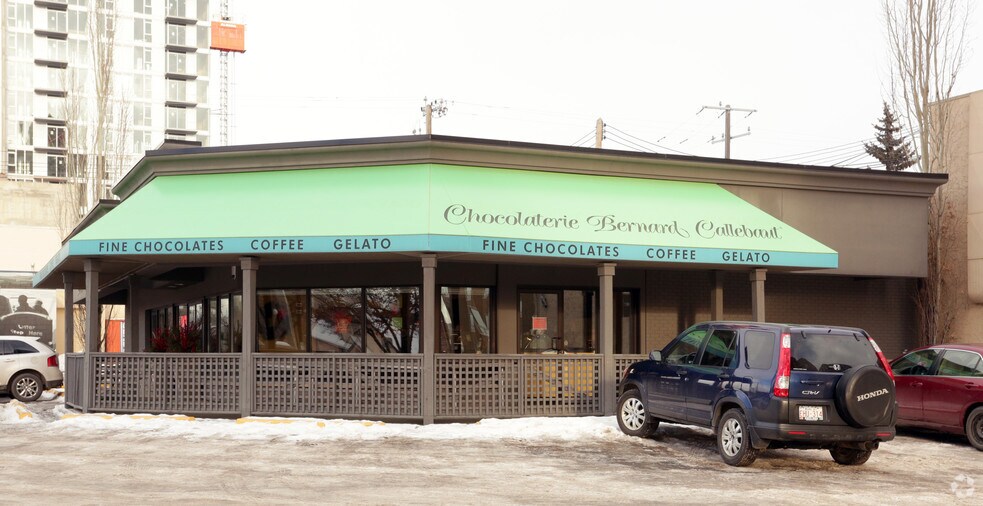10103 124th St NW, Edmonton, AB à louer - Photo de l’immeuble – Image 2 sur 4