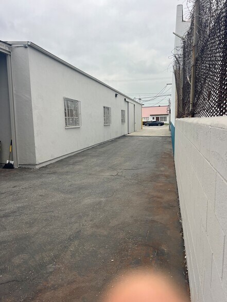 2115 Seaman Ave, South El Monte, CA à vendre - Photo de l’immeuble – Image 3 sur 10