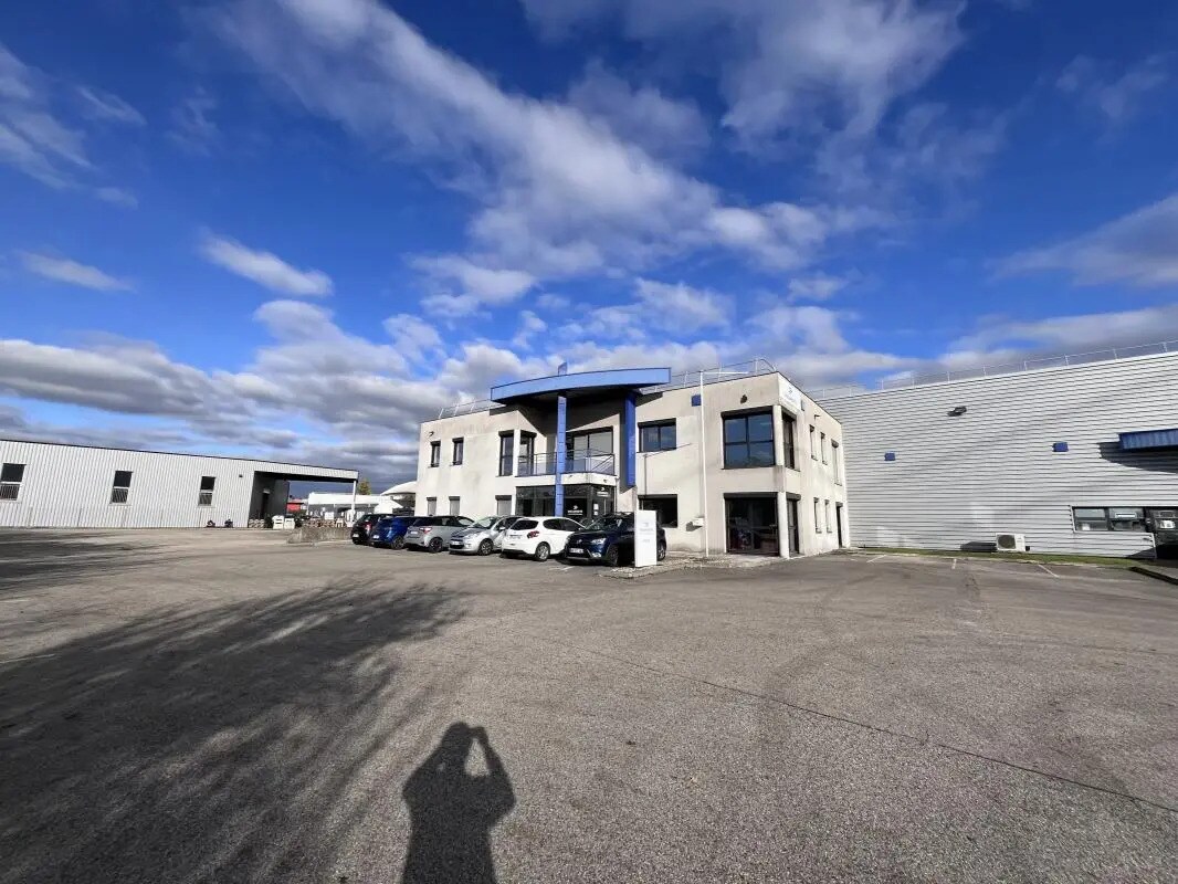 5 Rue Jacques De Vaucanson, Mions à louer Photo de l’immeuble– Image 1 sur 9