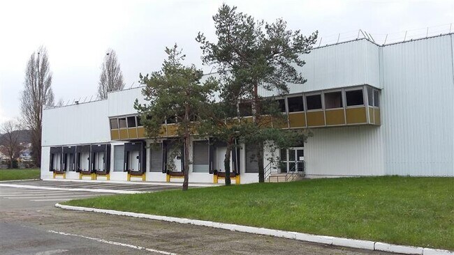 Plus de détails pour 501 Avenue De La Couronne Des Pres, Épône - Industriel/Logistique à louer
