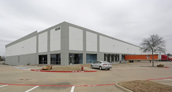 1000 N 28th Ave, Dallas, TX à louer Photo de l’immeuble– Image 1 sur 3