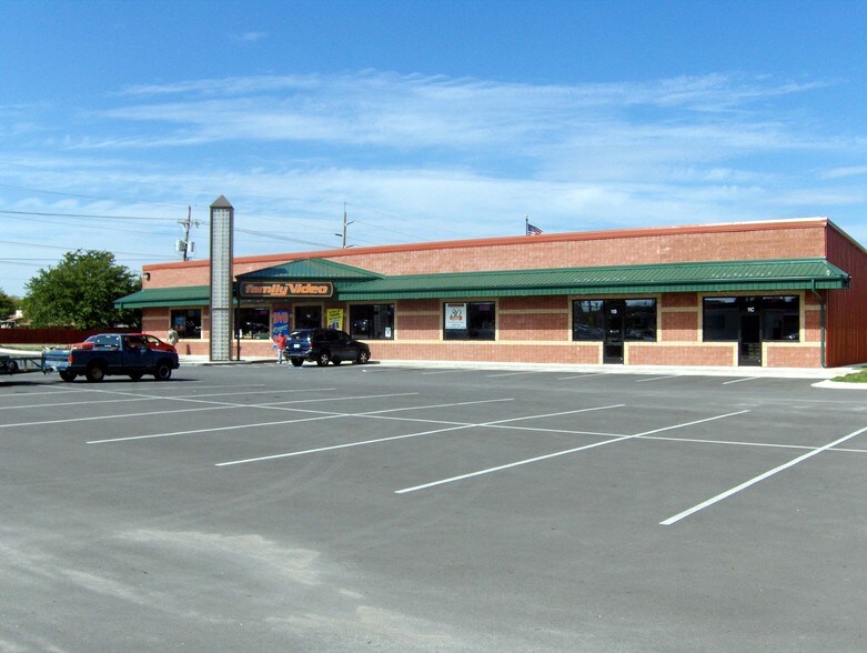11 NW 67th St, Lawton, OK à louer - Photo principale – Image 1 sur 3
