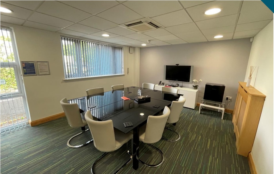 Unit 1 Leekbrook Way, Leek à louer Photo intérieure– Image 1 sur 1