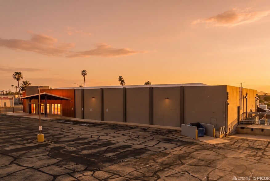 5251 E Speedway Blvd, Tucson, AZ à vendre - Photo de l’immeuble – Image 1 sur 13