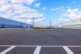 9876 Air Commerce Pky, Orlando, FL à louer Photo intérieure– Image 1 sur 5