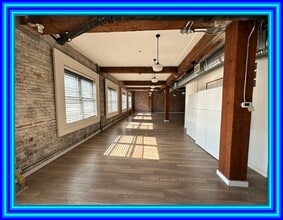 613 Front St, New Westminster, BC à louer Photo intérieure– Image 2 sur 7