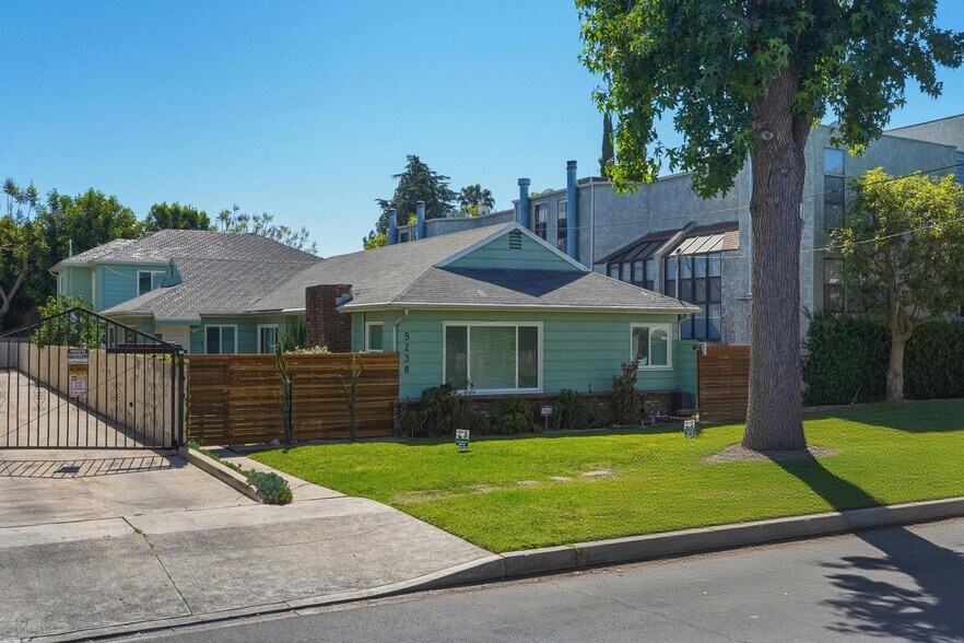 5236 Bellingham Ave, Valley Village, CA à vendre - Photo de l’immeuble – Image 1 sur 53