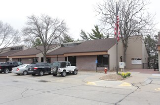 Plus de détails pour 1650 S 70th St, Lincoln, NE - Bureau à louer