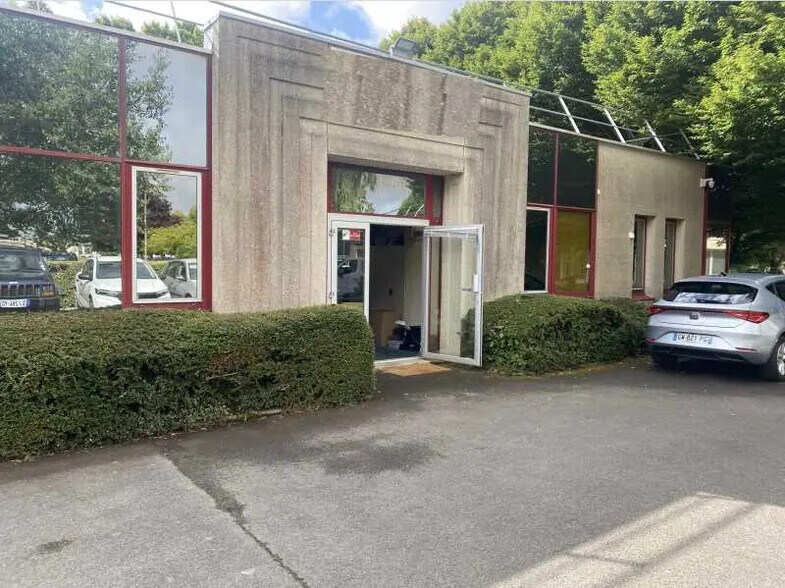 Bureau dans Caen à louer - Photo de l’immeuble – Image 1 sur 7