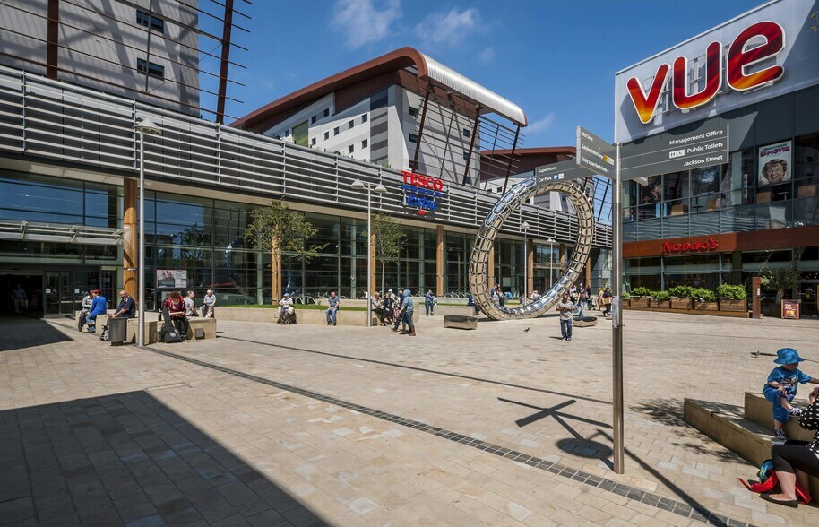 Trinity Sq, Gateshead à louer - Photo de l’immeuble – Image 3 sur 5