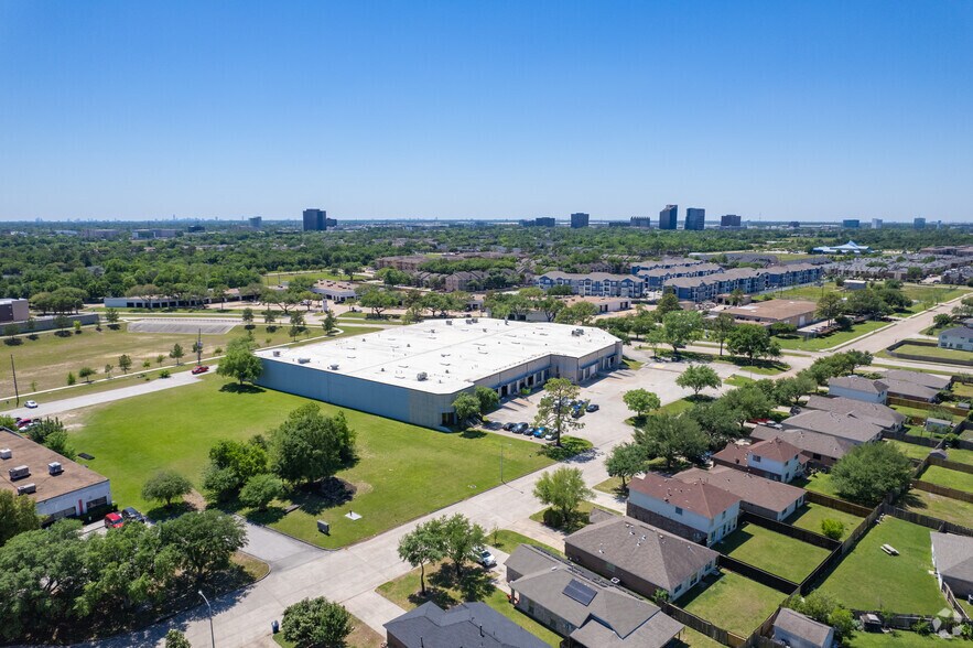 16420 W Hardy Rd, Houston, TX à louer - Aérien – Image 2 sur 4