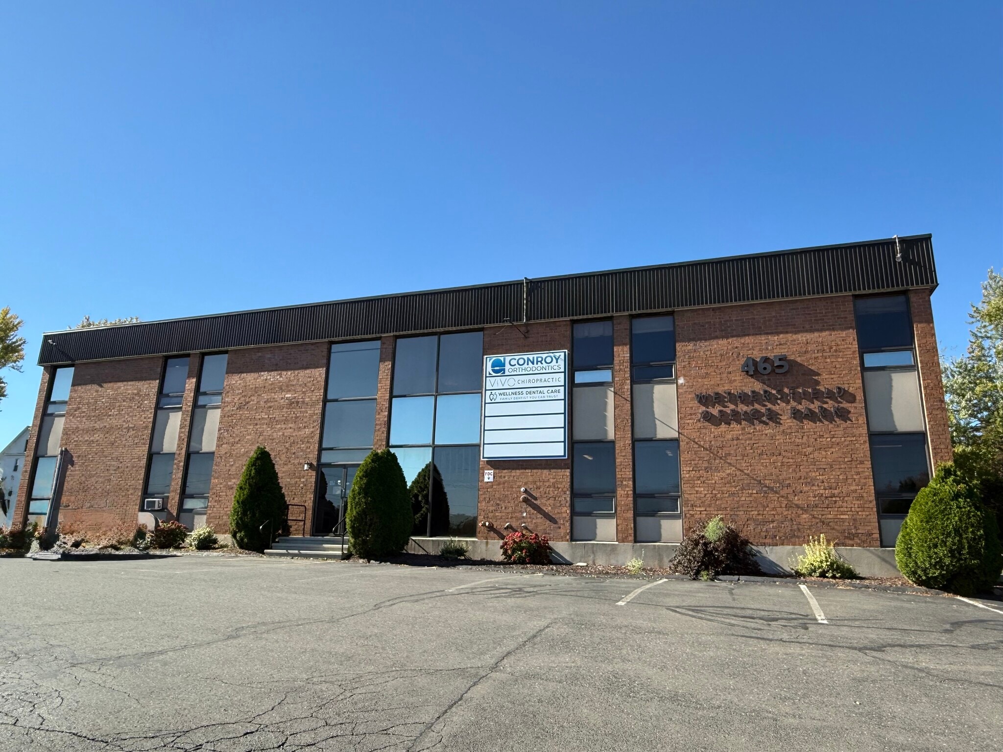 465 Silas Deane Hwy, Wethersfield, CT à louer Photo intérieure– Image 1 sur 15