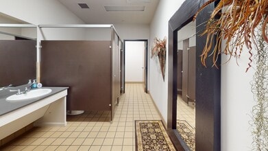 2500 NE Inner Loop, Georgetown, TX à louer Photo intérieure– Image 2 sur 6