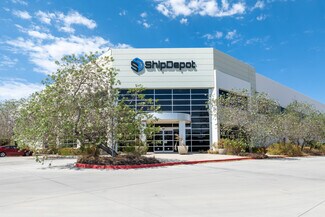Plus de détails pour 114 Grand Cypress Ave, Palmdale, CA - Industriel/Logistique à louer