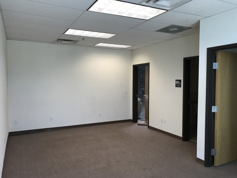 2222 Park Pl, Minden, NV à vendre - Photo de l’immeuble – Image 2 sur 42