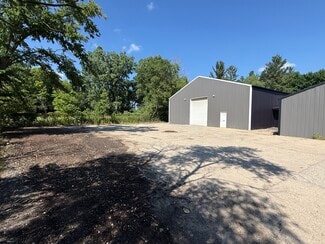 Plus de détails pour 8325-8327 Belding Rd NE, Rockford, MI - Industriel/Logistique à louer