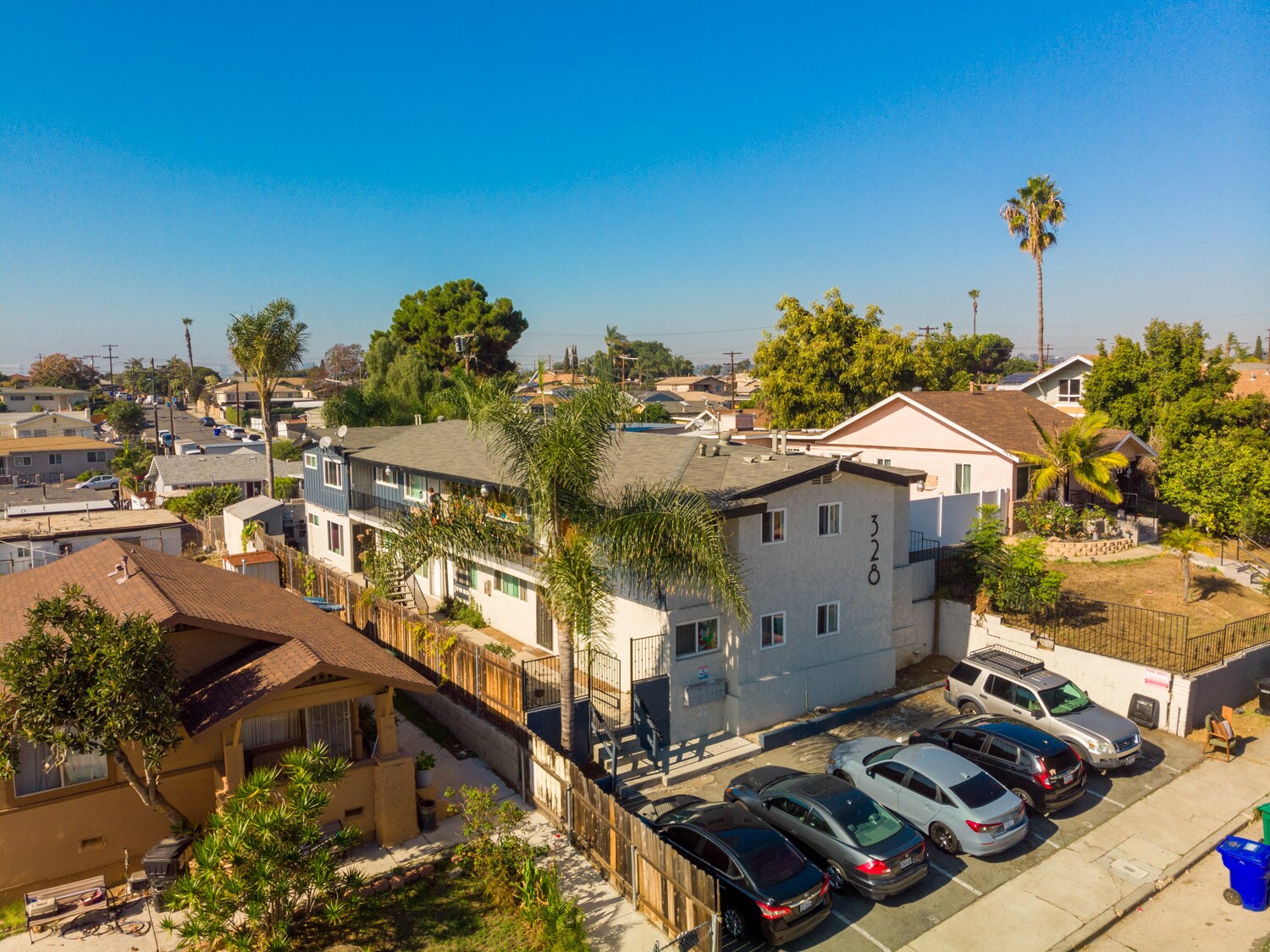 328 Milbrae St, San Diego, CA à vendre Photo de l’immeuble– Image 1 sur 13