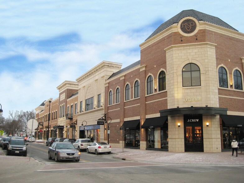 50 S main St, Naperville, IL à louer - Photo de l’immeuble – Image 1 sur 40